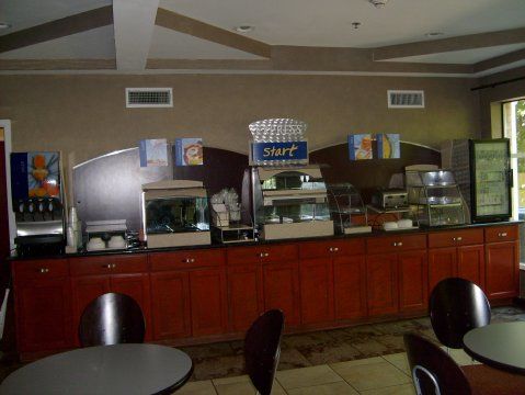 Holiday Express Baton Rouge North By Ihg 2* Zachary